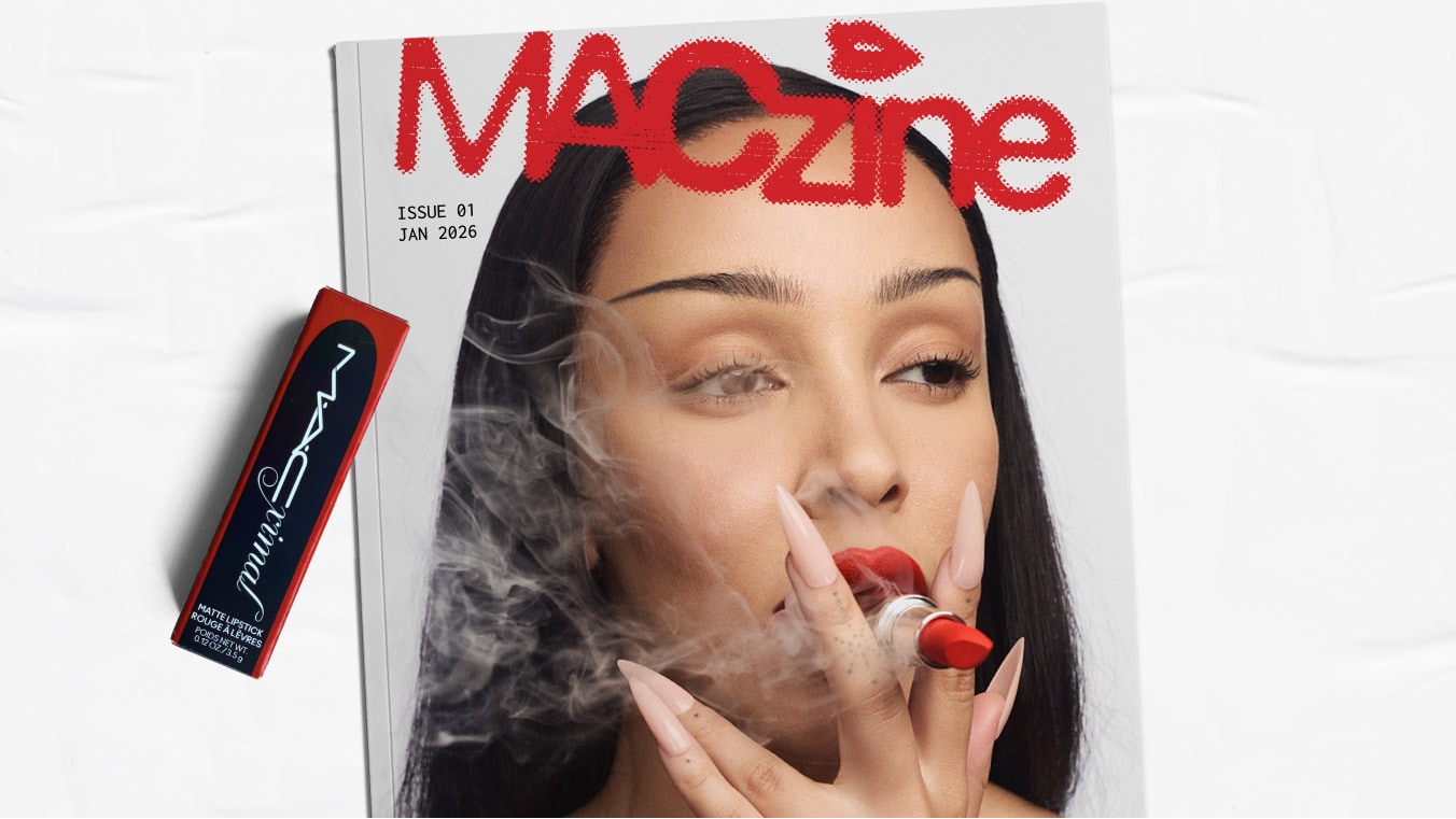 ドージャ・キャットの情熱的なレッドリップルック